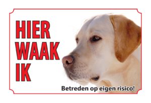 Waakbord Hond Labrador bruin