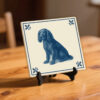 tegel_15x15_Fieldspaniel-tegeltje_preview_op_standaard